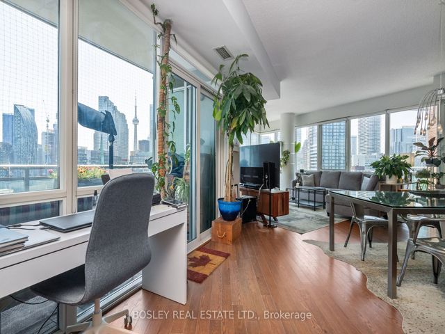 2104 - 112 George St