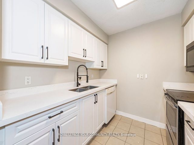 2102 - 373 Front St W