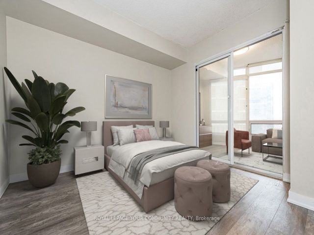 2102 - 373 Front St W