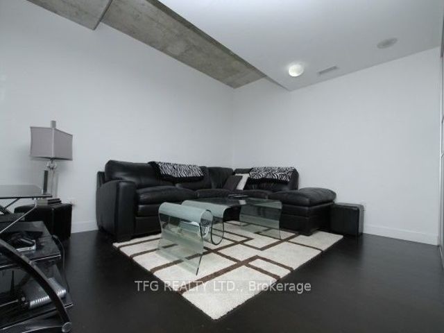 103 - 55 Stewart St