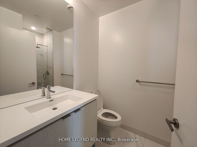 3211 - 55 Cooper St
