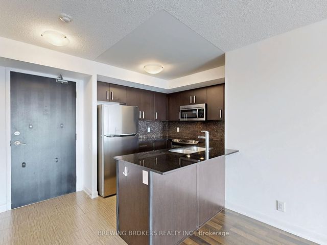 2212 - 17 Anndale Dr