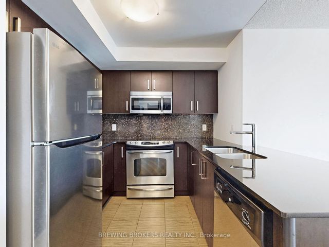 2212 - 17 Anndale Dr