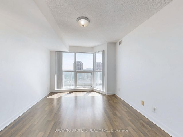 2212 - 17 Anndale Dr