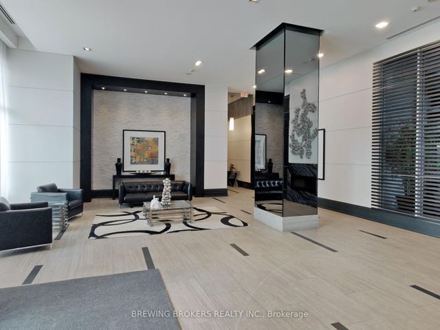 2212 - 17 Anndale Dr