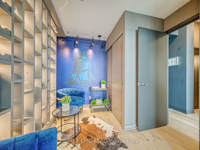 UPH07 - 20 Lombard St