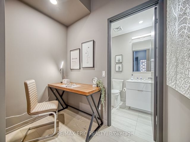 UPH07 - 20 Lombard St