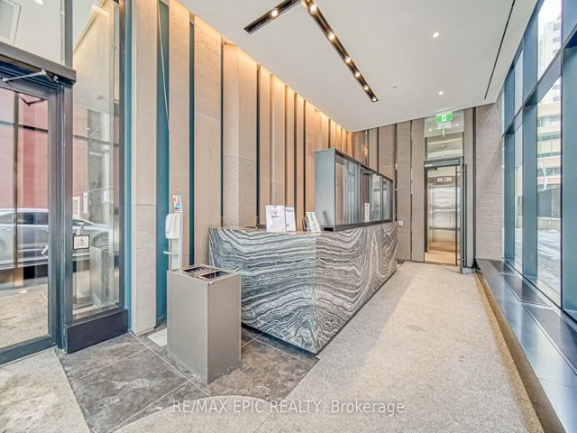 UPH07 - 20 Lombard St