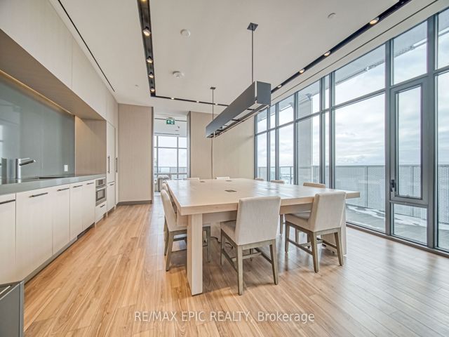 UPH07 - 20 Lombard St