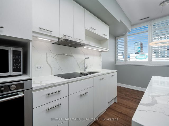 208 - 170 Chiltern Hill Rd