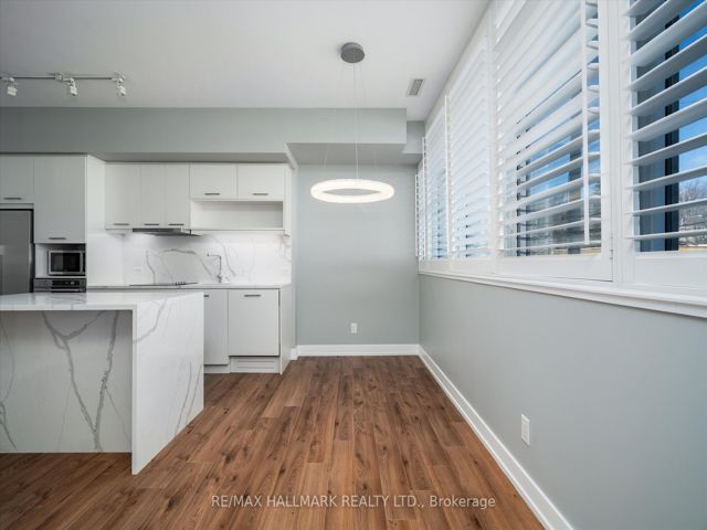 208 - 170 Chiltern Hill Rd
