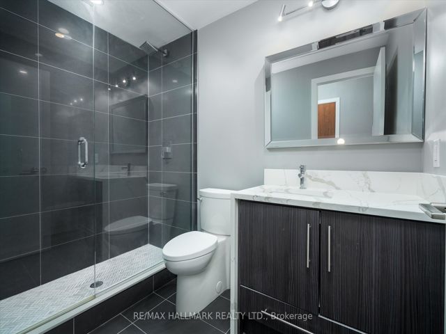 208 - 170 Chiltern Hill Rd