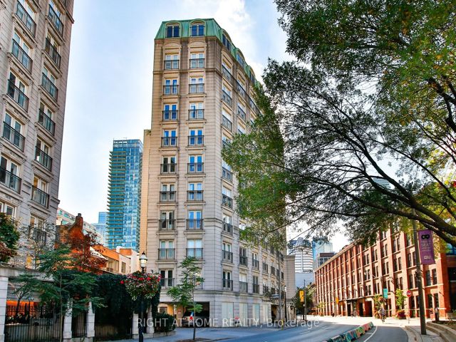 308 - 115 Richmond St E