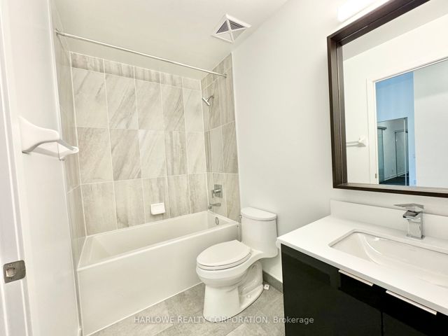 215 - 543 Richmond St W