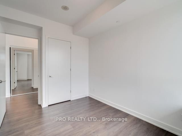 1212 - 50 Bruyeres Mews