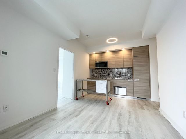 311 - 75 Canterbury Pl
