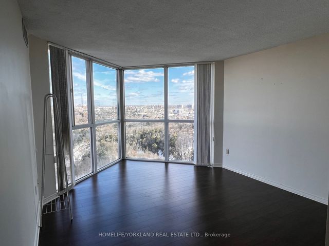2101 - 7 Concorde Pl