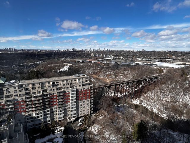 2101 - 7 Concorde Pl