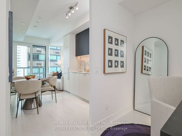 1608 - 308 Jarvis St