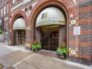 1001 - 25 Grenville St