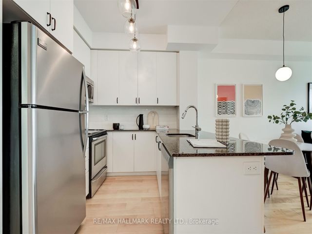 506 - 260 Sackville St