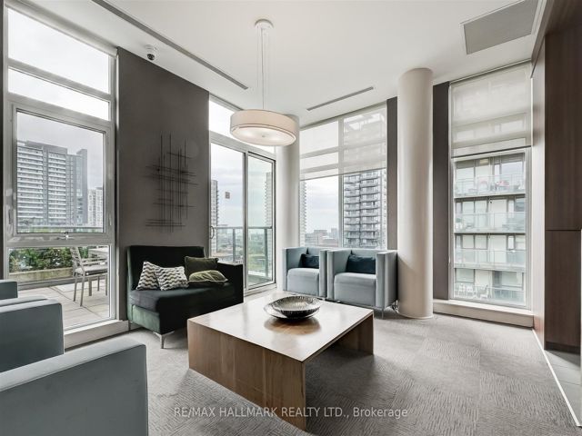 506 - 260 Sackville St