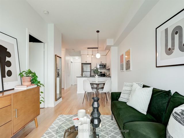 506 - 260 Sackville St
