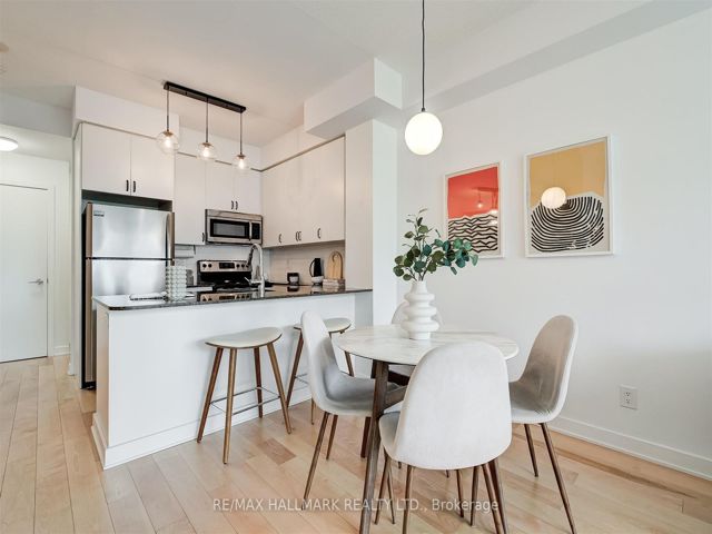506 - 260 Sackville St