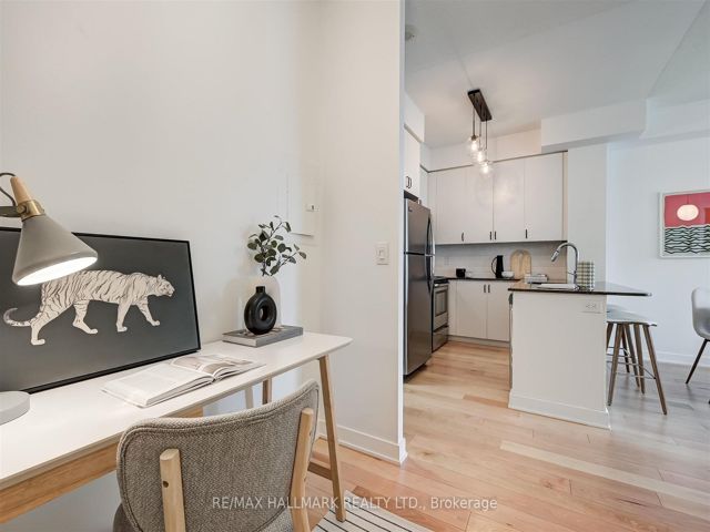 506 - 260 Sackville St