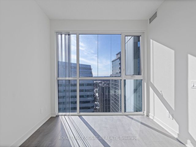 3117 - 4955 yonge St