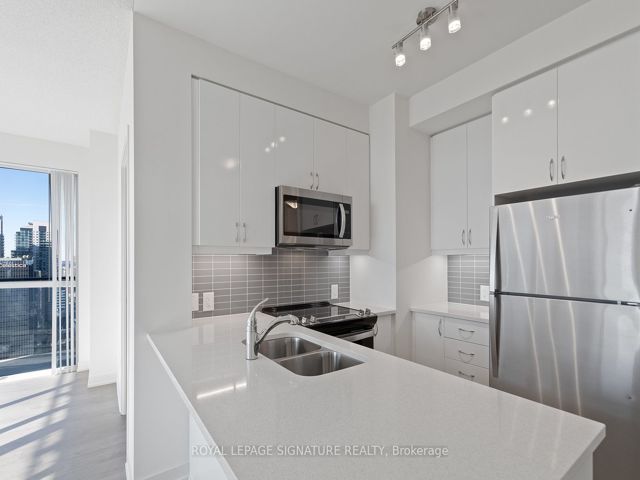 3117 - 4955 yonge St