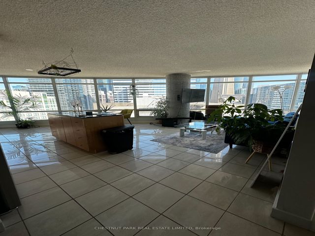 1103 - 361 Front St W