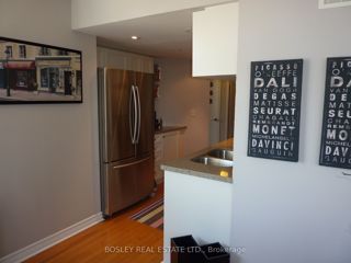 1406 - 30 Holly St