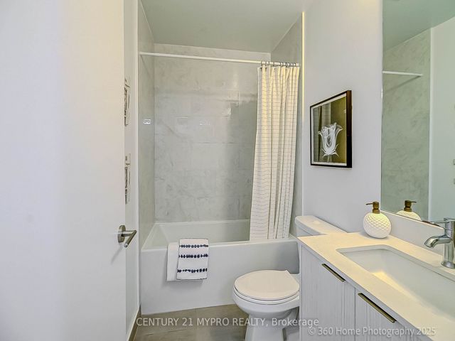 701 - 38 Forest Manor Rd