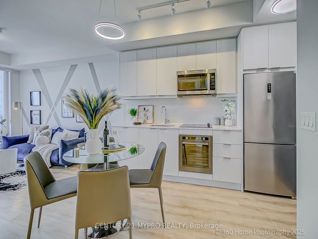 701 - 38 Forest Manor Rd