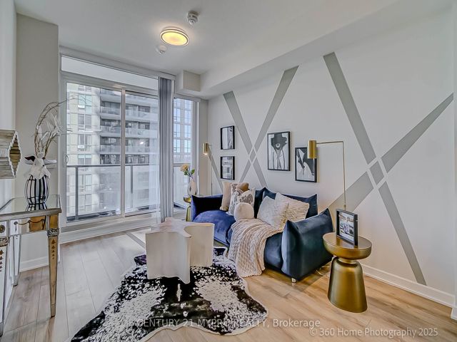 701 - 38 Forest Manor Rd
