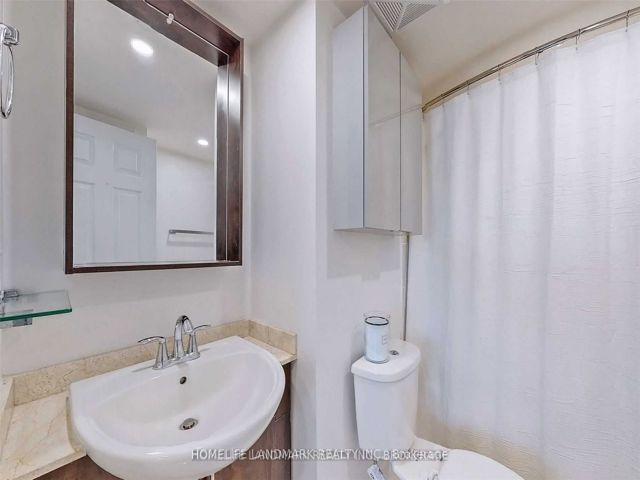 2605 - 18 Holmes Ave