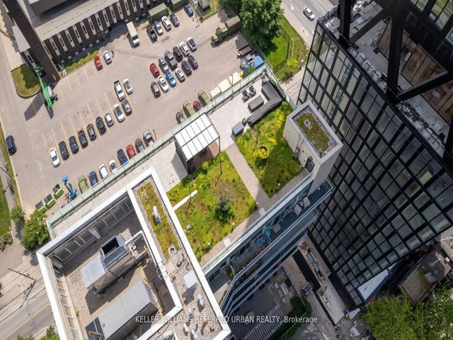 301 - 220 George St