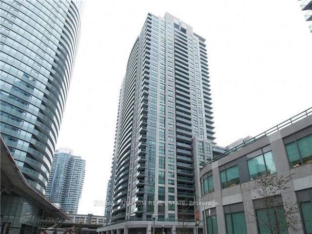 2305 - 19 Grand Trunk Cres