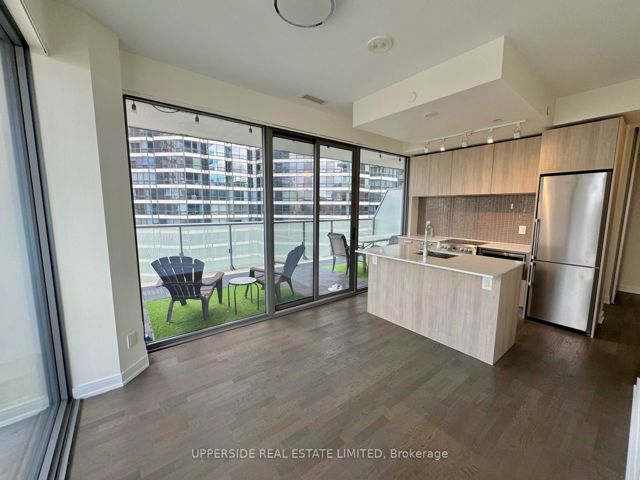 1222 - 57 St Joseph St