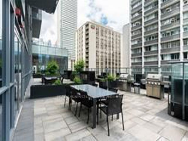 1011 - 7 Grenville St