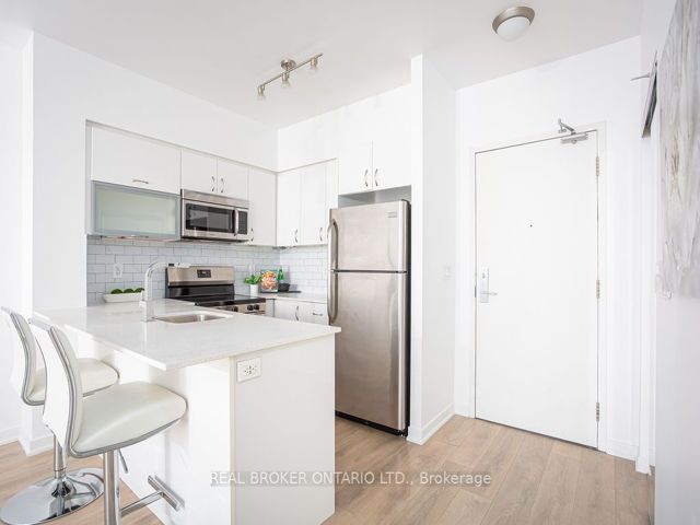 3111 - 150 East Liberty St