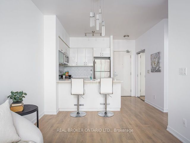 3111 - 150 East Liberty St