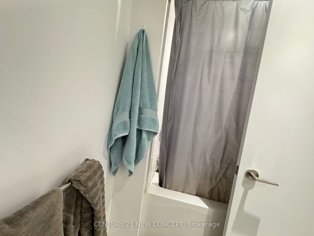 820 - 20 Edward St