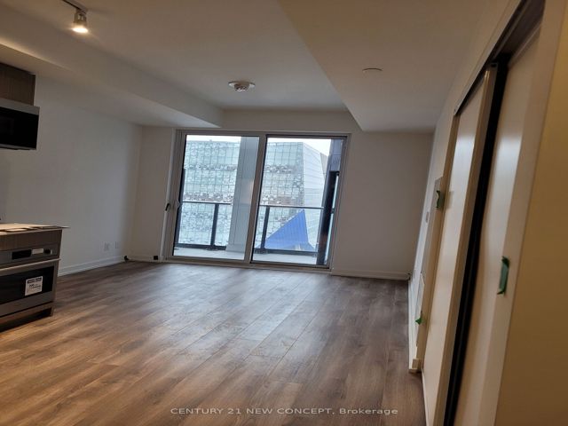 820 - 20 Edward St
