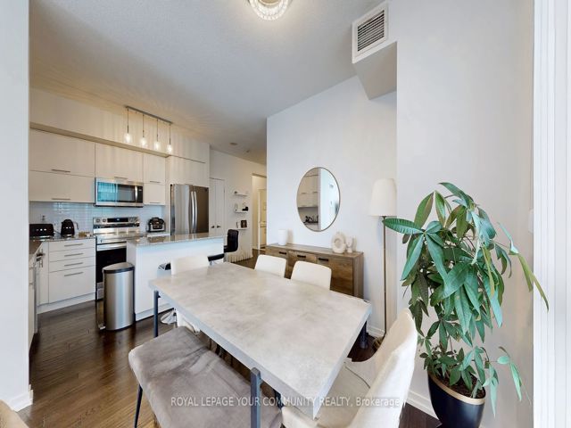 3001 - 55 Bremner Blvd
