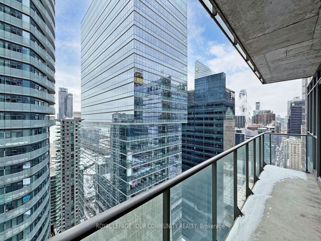 3001 - 55 Bremner Blvd