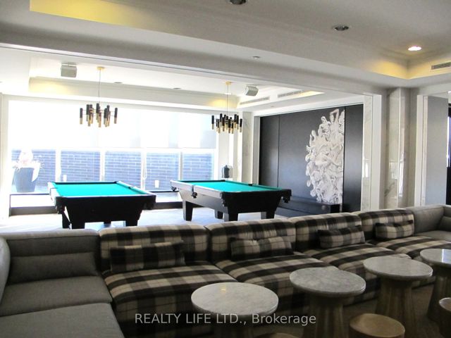 904 - 20 Minowan Miikan Lane