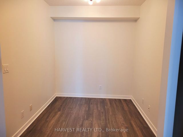 1806 - 18 Harbour St