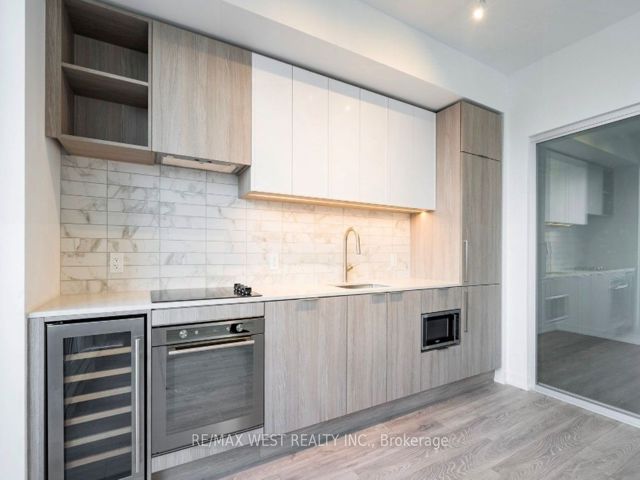 1209 - 2020 Bathurst St